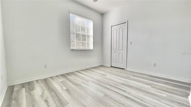 Building Photo - 10946 Savannah Wood Ct