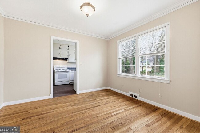 Building Photo - 1911 N Decatur Rd