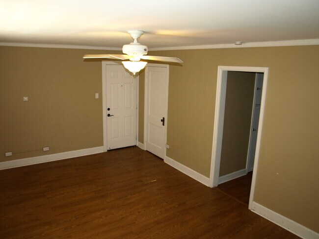 Building Photo - 1530 N Downing St