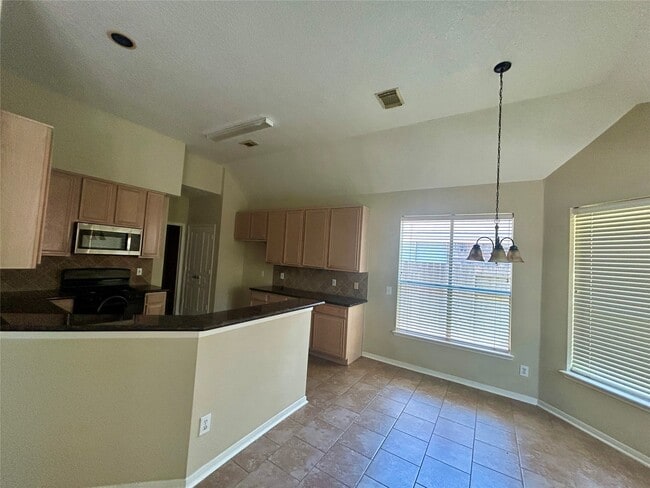 Building Photo - 23 Tivoli Garden Ct