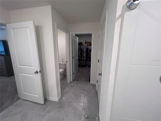 Building Photo - 5162 Diantha Way