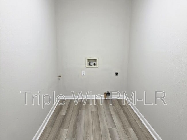 Building Photo - 8 Willowridge Cove