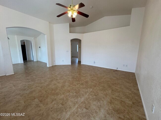 Building Photo - 7815 S Wild Primrose Ave
