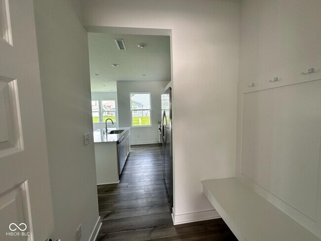 Building Photo - 7524 Fallsworth Dr