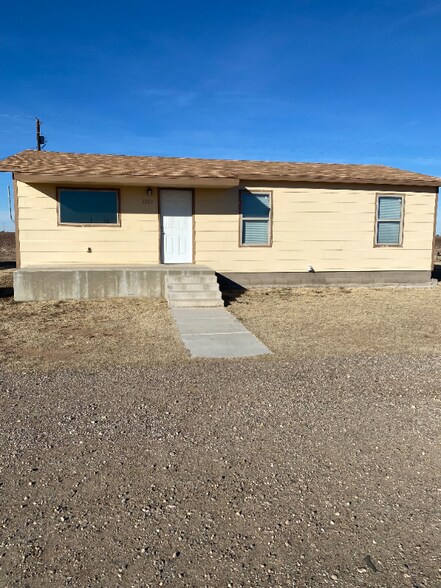 Primary Photo - 5923 E Private Rd 6570