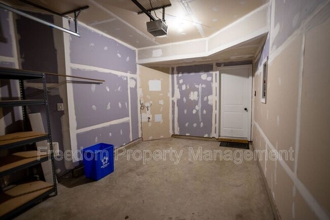 Building Photo - 7408 Brunson Cir