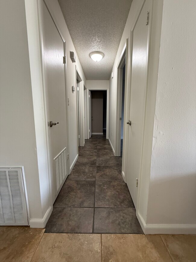 Building Photo - GI House