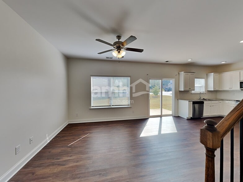 Building Photo - 8138 Willowbank Way