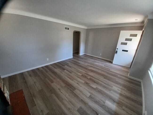 Building Photo - 3351 Wismer Rd