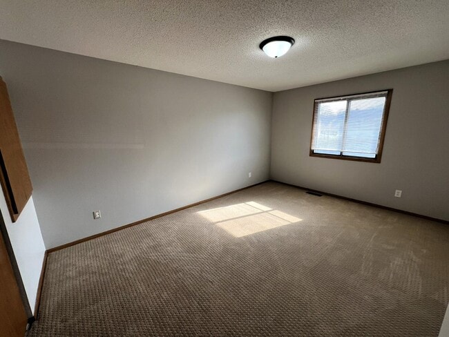 Building Photo - 2439 Gall Ave