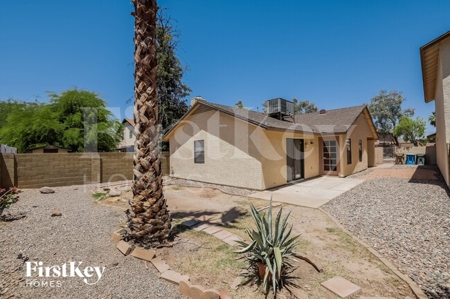 Building Photo - 3717 W Tierra Buena Ln