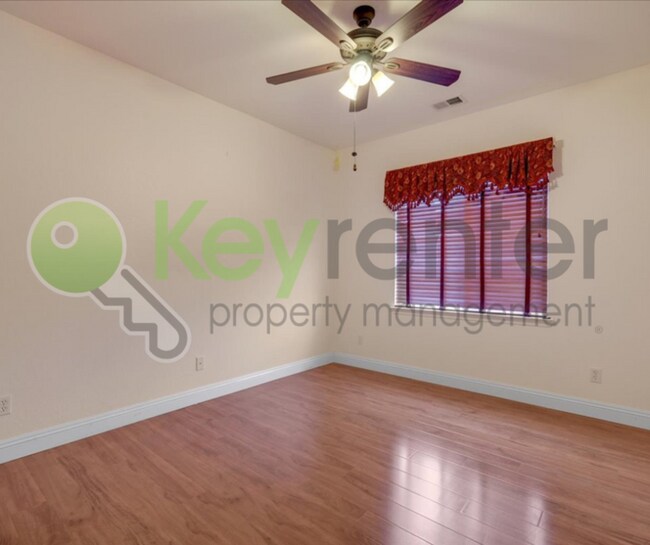 Building Photo - 208 Otter Glen Ct