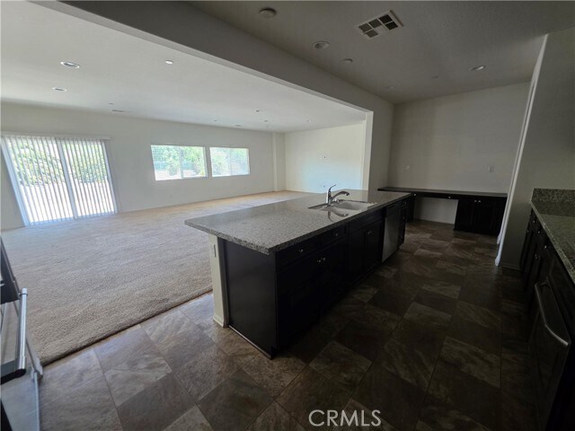 Building Photo - 3253 Quarry Dr