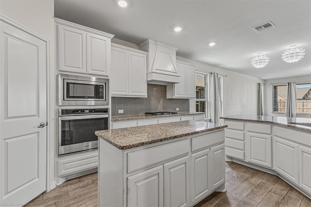 Building Photo - 2018 Tahoka Ln