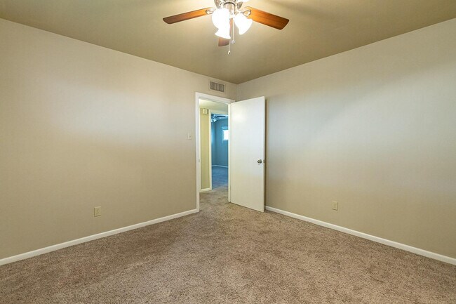 Building Photo - 4319 40th St