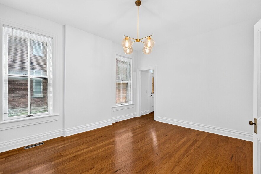 Building Photo - 2722 Armand Pl