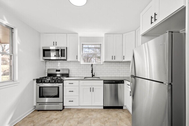 Building Photo - AVAILABLE MAY 1ST, Don't miss this UPDATED home in North Versailles! HOUSING VOUCHERS ACCEPTED!