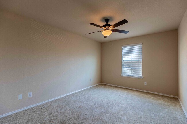 Building Photo - 1411 Frio Eagle