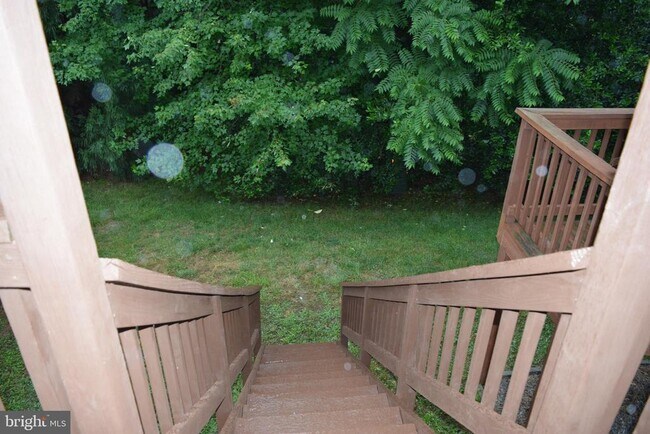 Building Photo - 15435 Binder Ct