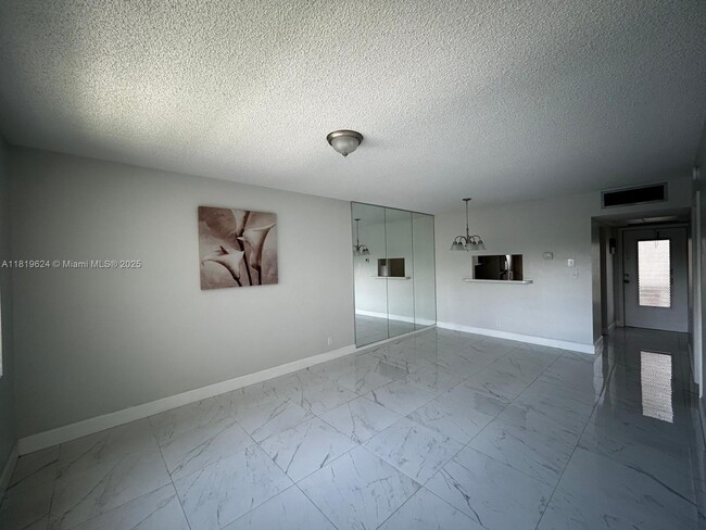 Building Photo - 5003 NW 35th St