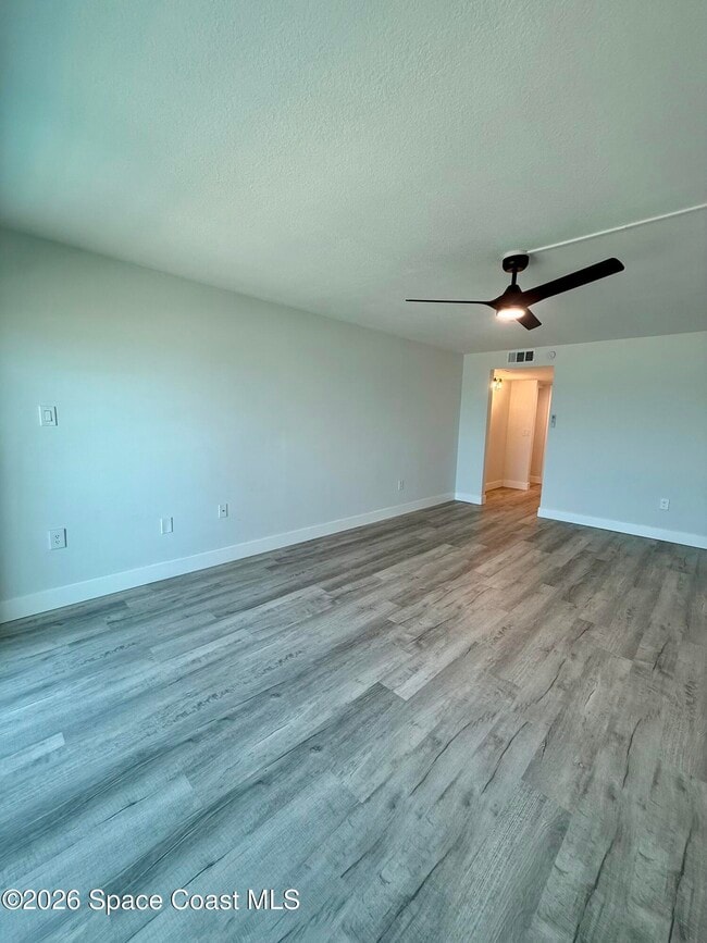 Building Photo - 1305 S Atlantic Ave