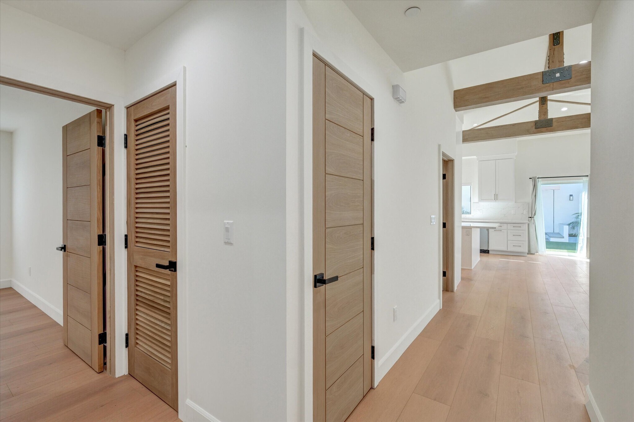 Building Photo - 5348 Thornburn St