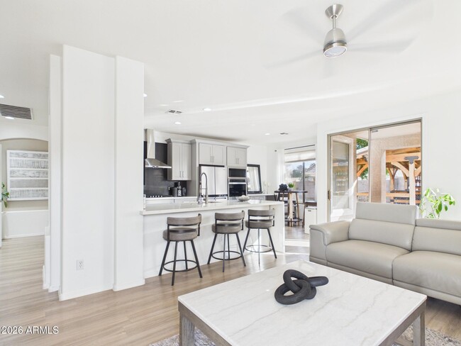 Building Photo - 12579 W Mulberry Dr