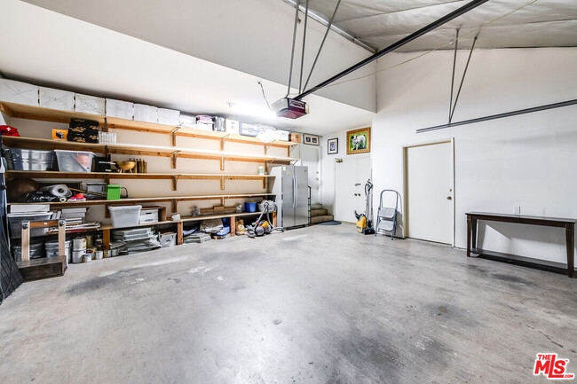 Building Photo - 4635 Clybourn Ave