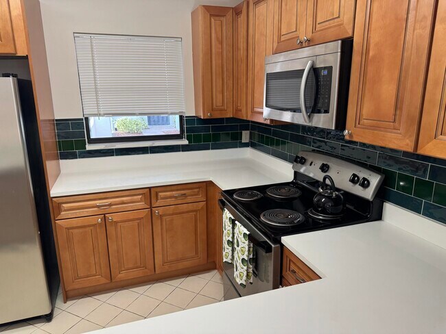 Building Photo - 5527 Ashpon Ct