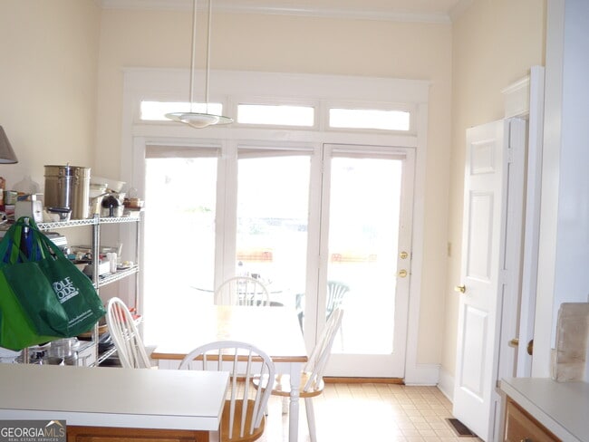 Building Photo - 815 Edgewood Ave NE