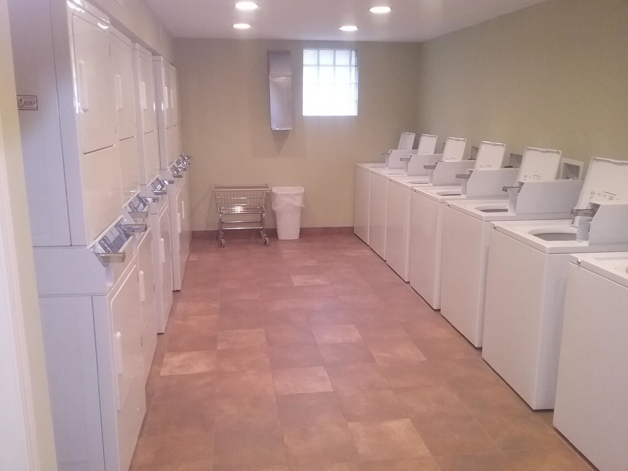 Never have to wait - 316 N 35th St