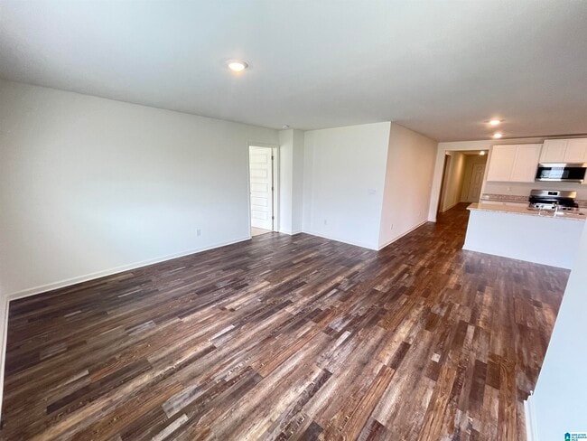Building Photo - 5586 Post Oak Trl