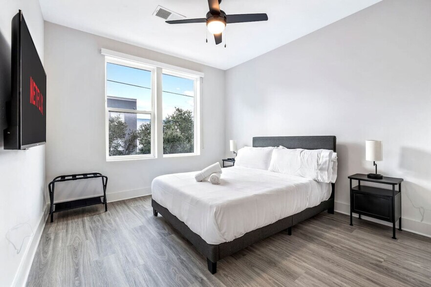 Building Photo - 617 N 12th St