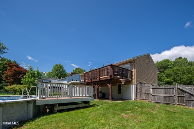Building Photo - 99 Fiddlers Ln