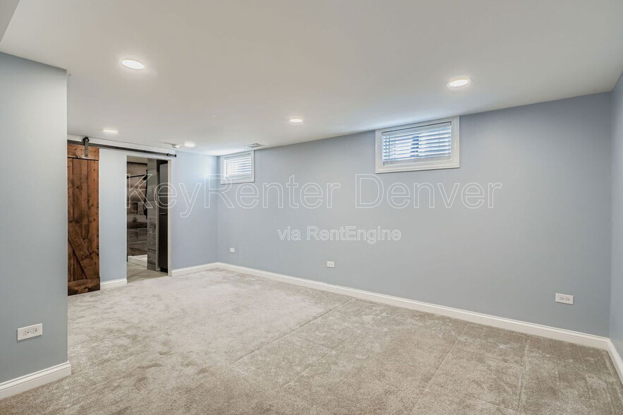 Building Photo - 6020 Wolff St