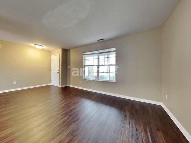 Building Photo - 4704 Ashfield Dr