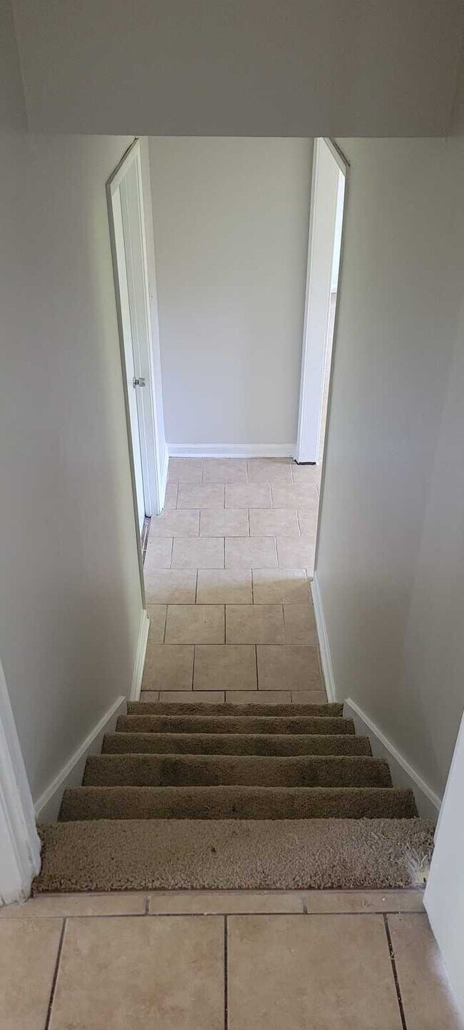 Building Photo - Three Bedroom Split Level Home/Unfinished ...