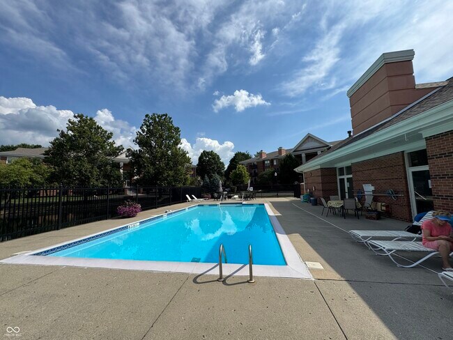 Building Photo - 8690 Jaffa Ct W Dr