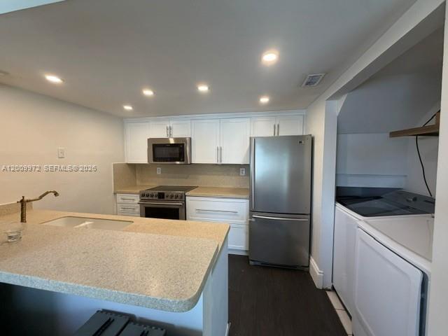 Building Photo - 4590 SW 68th Ct Cir