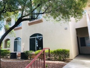 Building Photo - Charming Gated Green Valley Ranch 2 Bed 2 Bath Condo