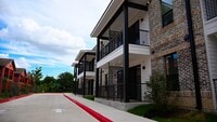 Building Photo - 1606 El Paso St