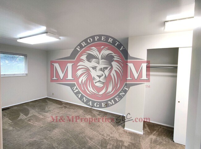Building Photo - Great 4 Bd 2 Ba Home in Taylorsville