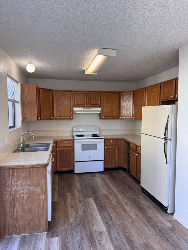 Building Photo - Cute 2 Story, 3Bed, 1.5Bath Townhouse in Grand Junction!!!!