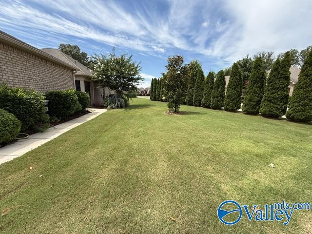 Building Photo - 20 SW Cypress Gdn Ave