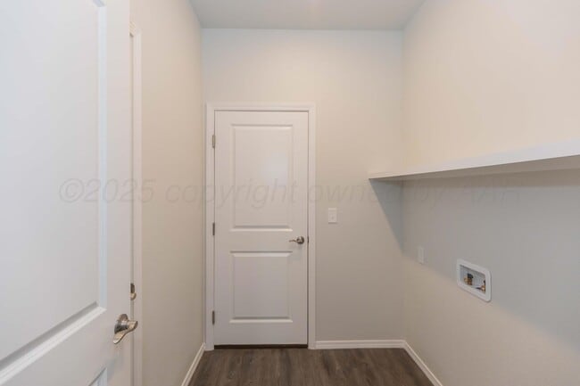 Building Photo - 7511 Beck Dr