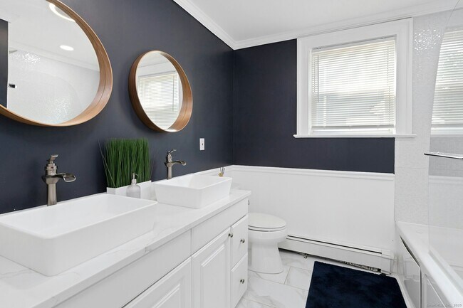 Building Photo - 137 Rock Spring Rd