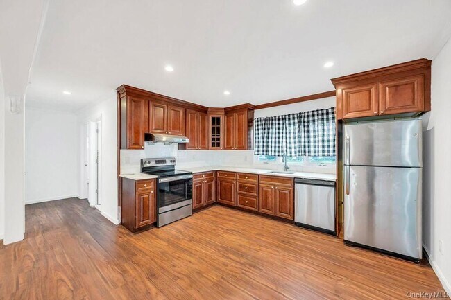 Building Photo - 7 Cinder Ln