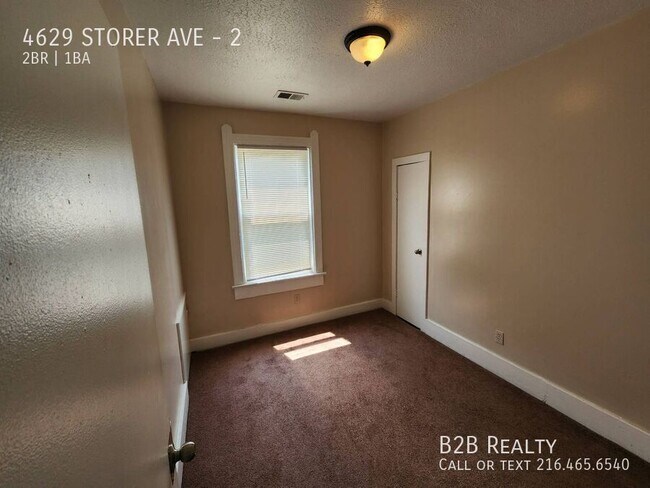 Building Photo - 4629 Storer Ave