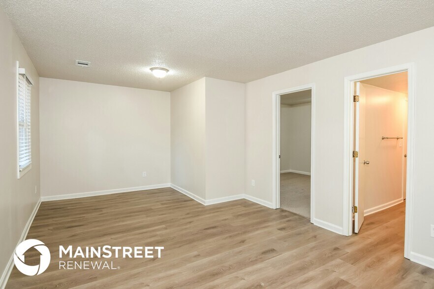 Building Photo - 1445 Glynn Oaks Dr SW