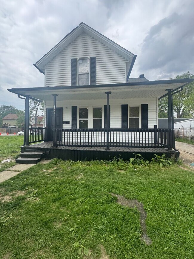 Building Photo - 3328 Denison Ave